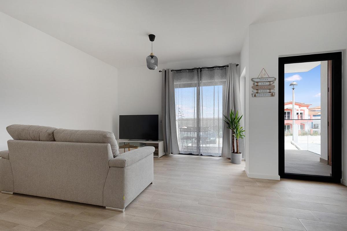 13-Esteva Resorts RC-B Aljezur 5 min to the Beach