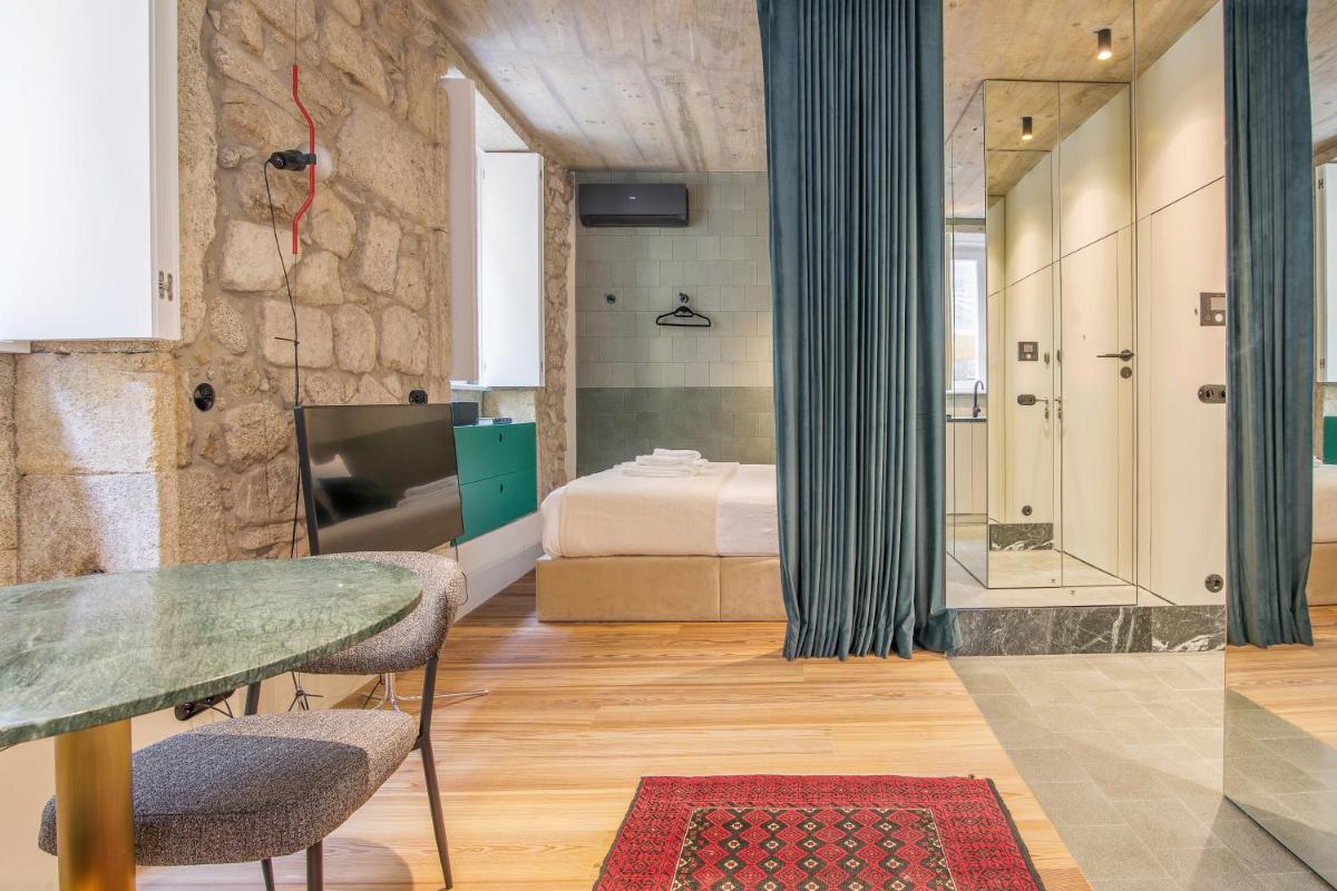 62 Design House