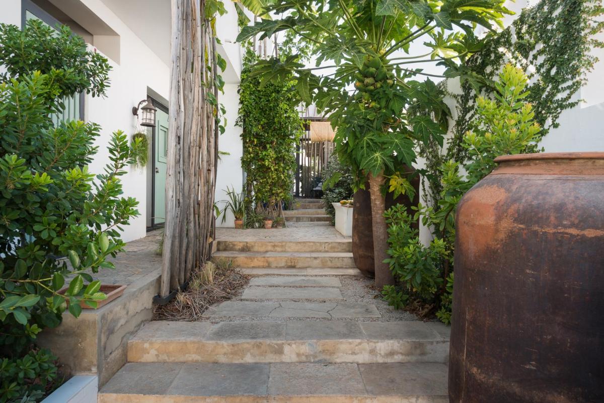 Altanure Almatere - Food Forest Boutique Stay