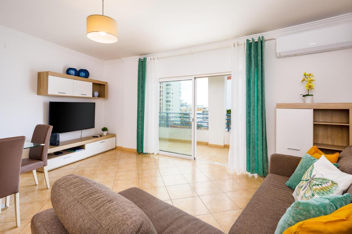 Apartamento Monarquia - T3 Quarteira