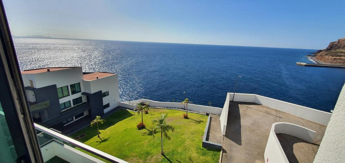 Apartamento T2-5m Aeroporto CR7
