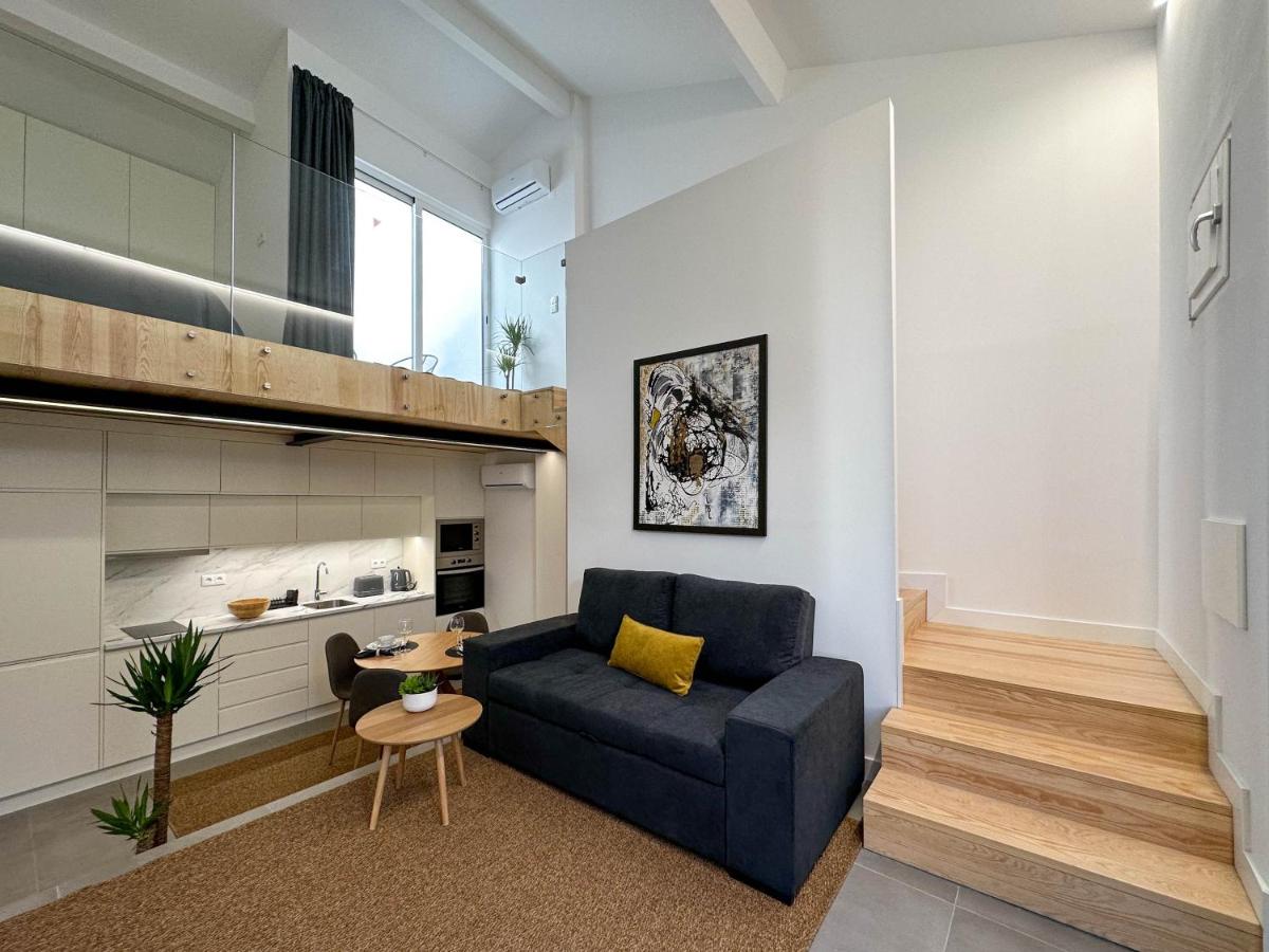 Apostolos Loft