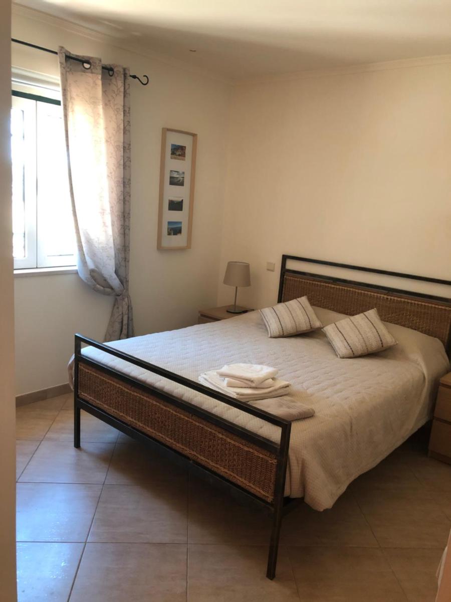 Algarve Albufeira, quiet apart with pool at 10 mn walk from Praia da Falesia
