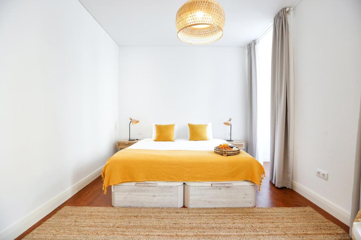 Beach Waves Apartment