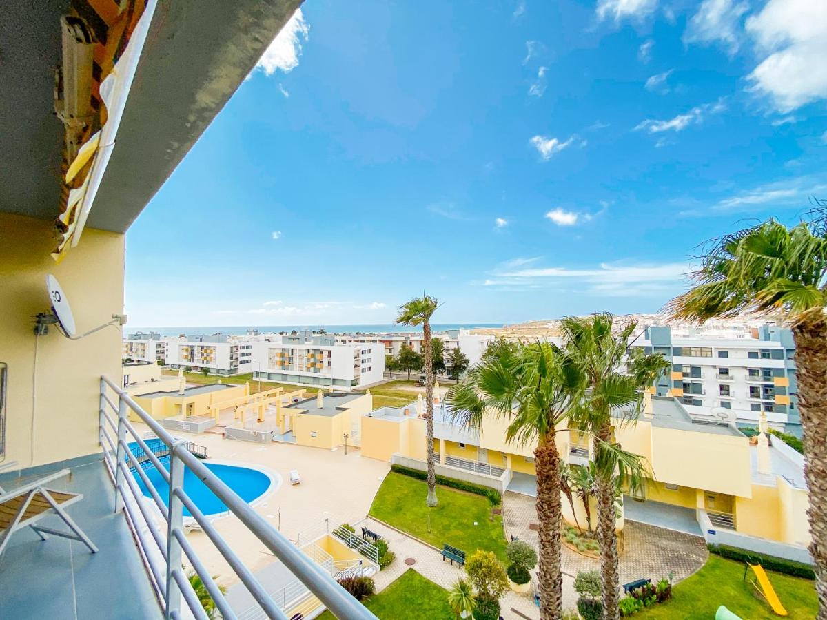 Sea View Apartment by Beach & Marina #1869