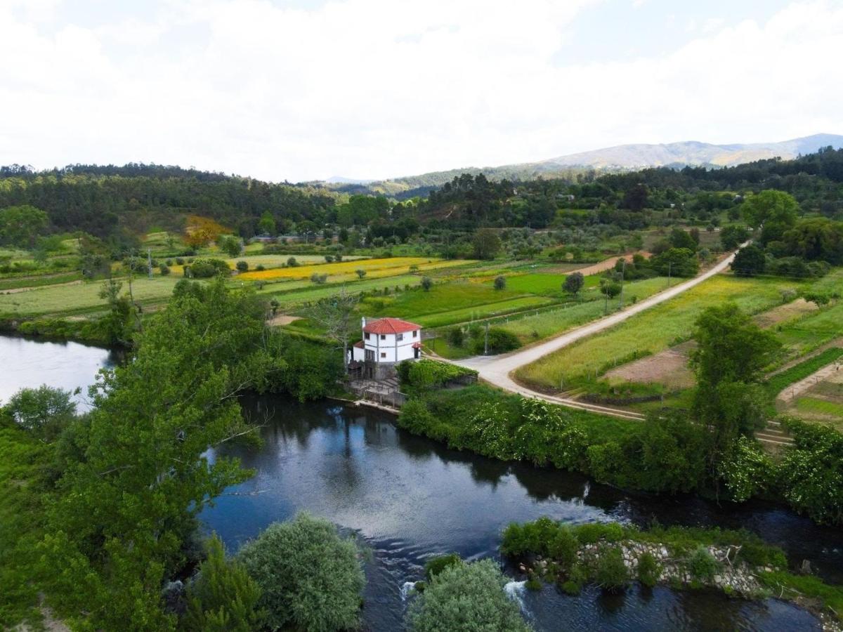 Casa do Rio Alva