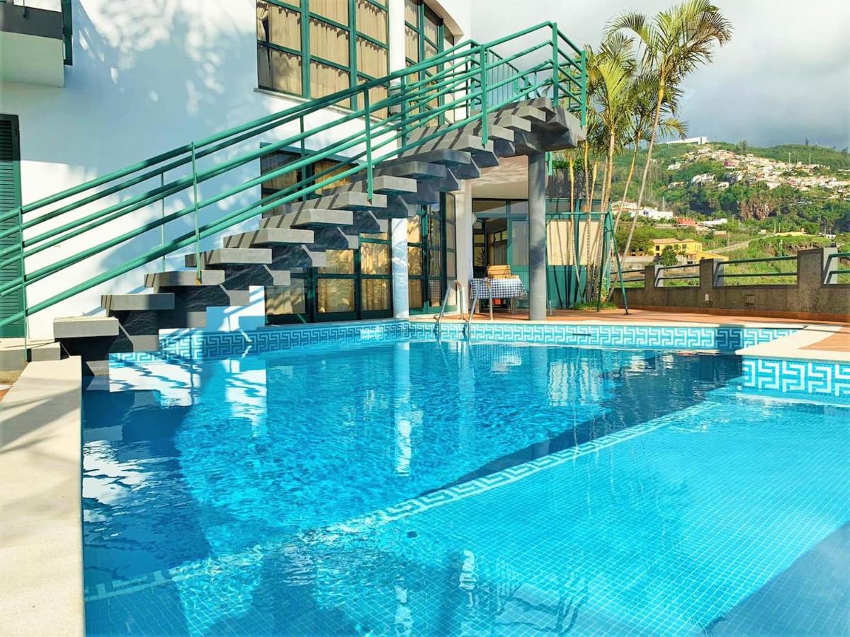 Eden Villa - Pool, Barbecue, Spectacular Views, 4 Bedrooms - Up to 10 guests !