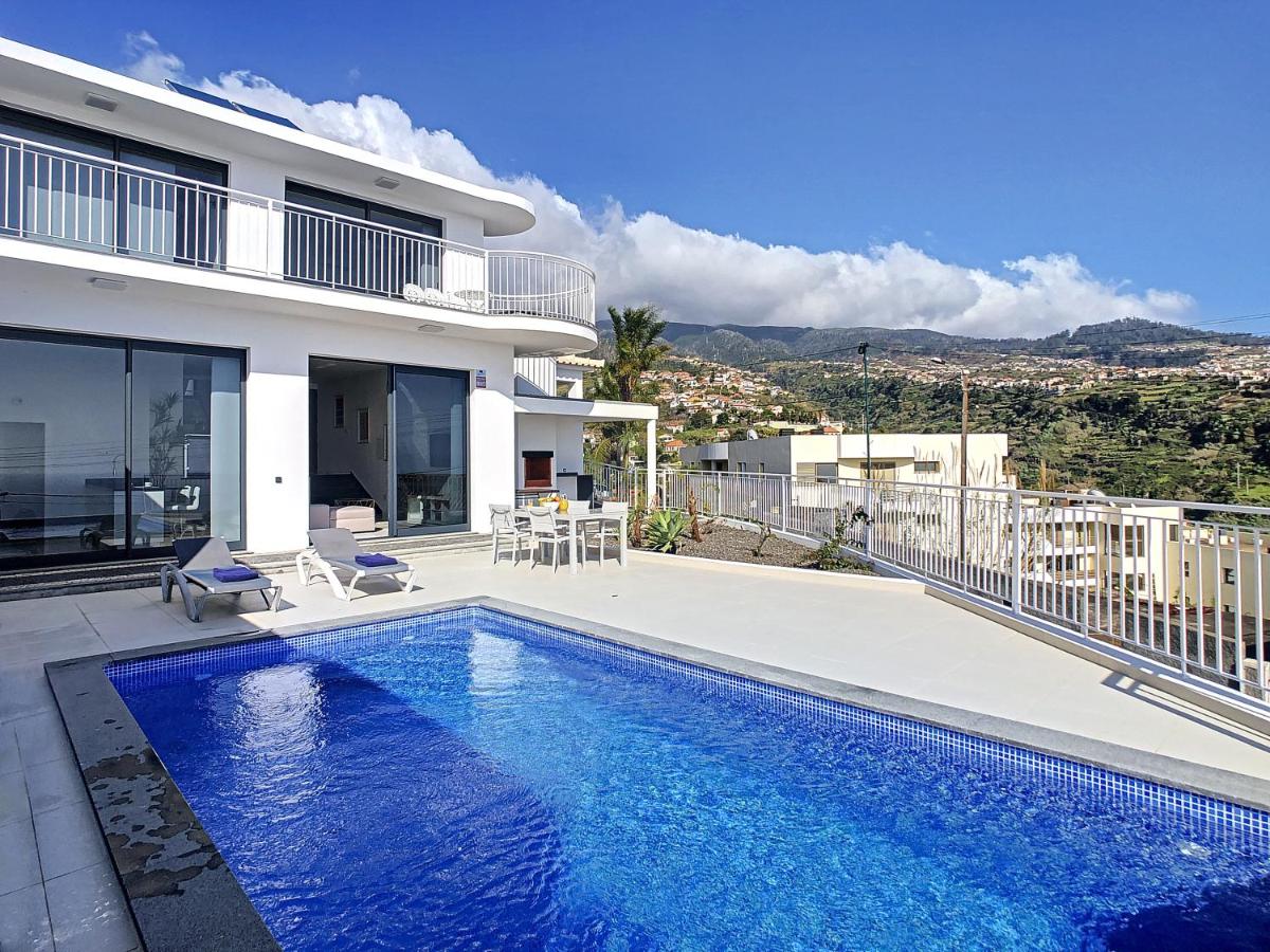 Casa dos Amores by LovelyStay