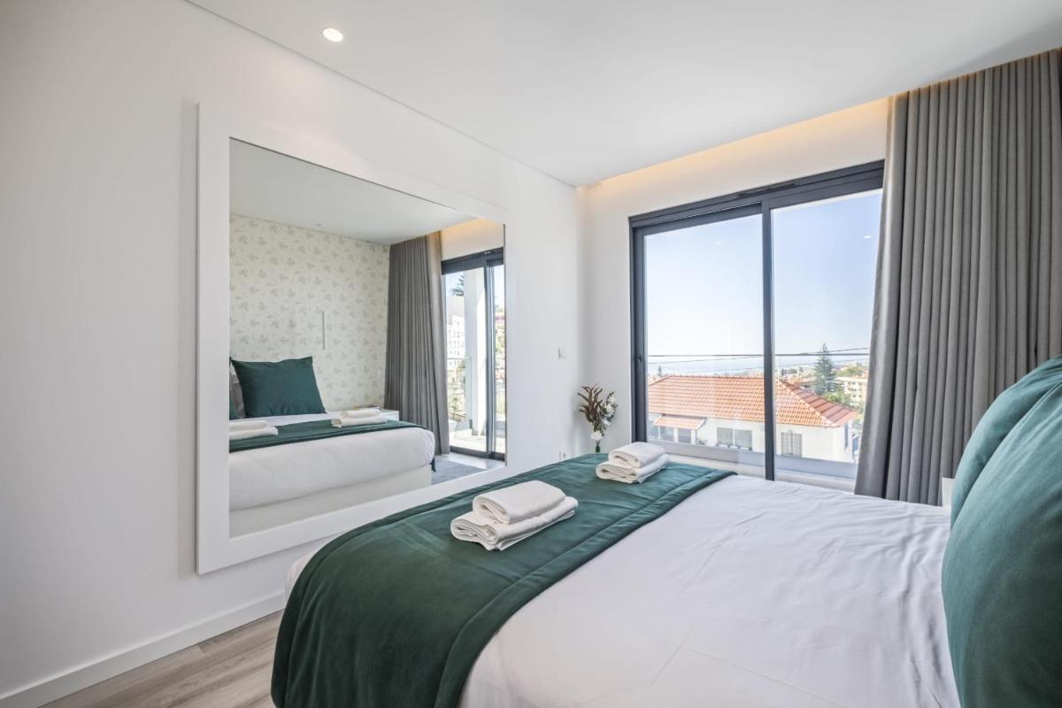 Contemporary Residence B by Madeira Sun Travel
