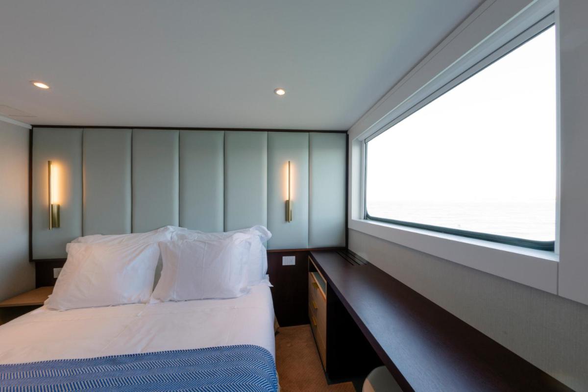 Costa do Sal Hotel Boat Lounge
