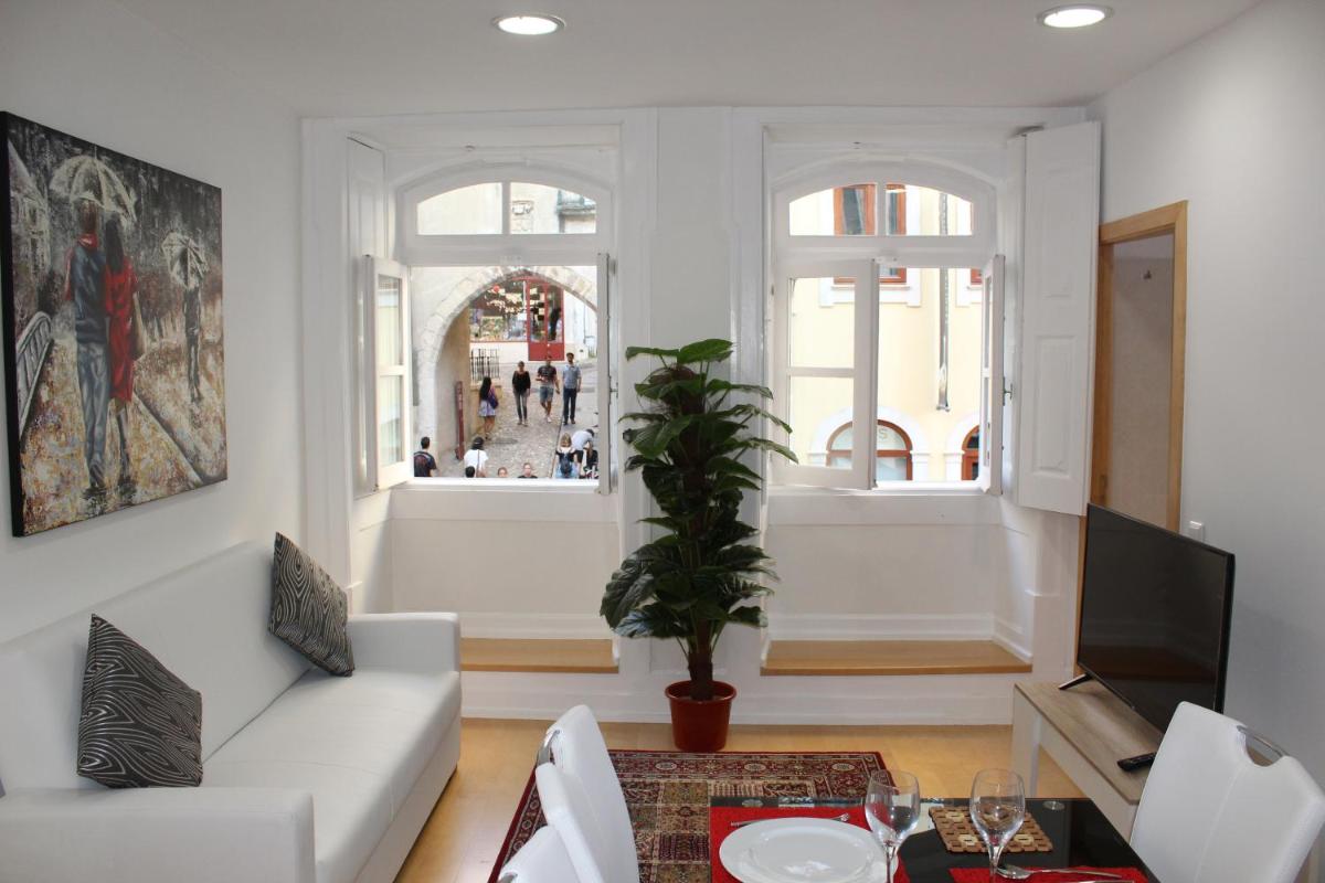 Arco de Almedina Boutique
