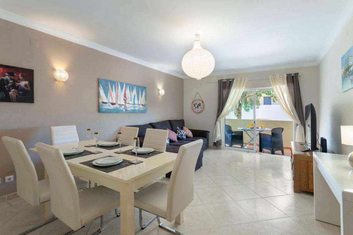 Centralgarve - Spacious & Elegant - Vilamoura w Pool - Jacarandás