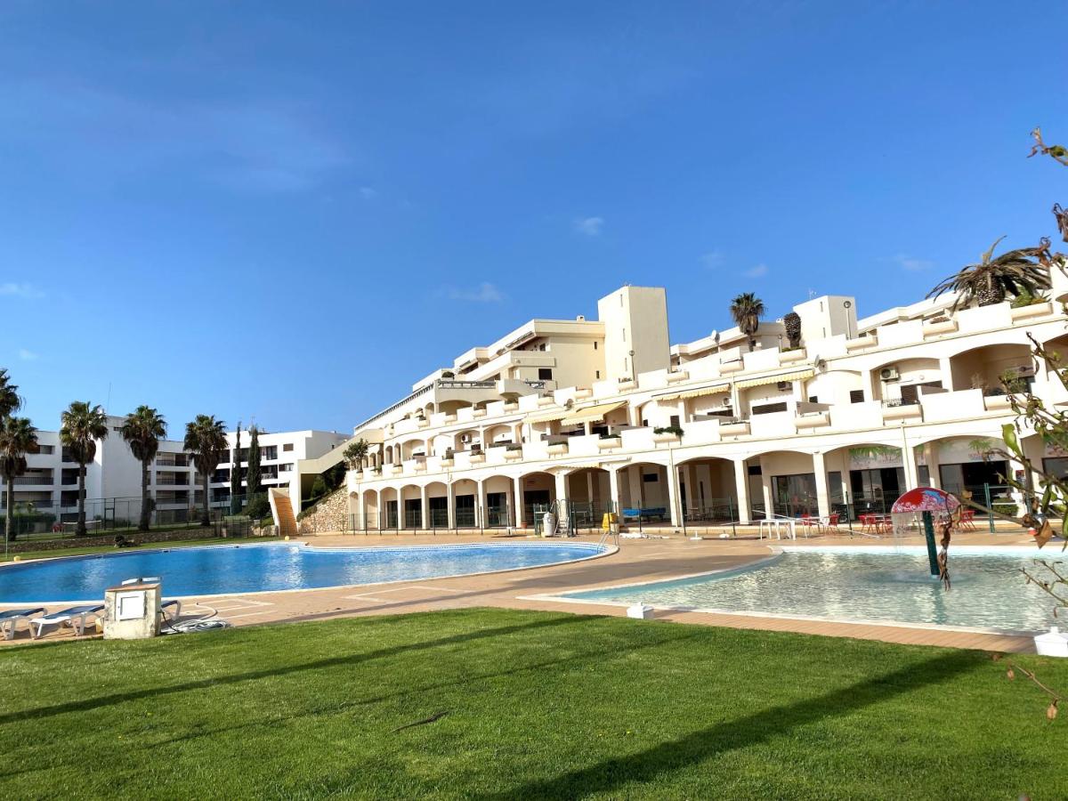 Apartamento na praia dona Ana - Iberlagos