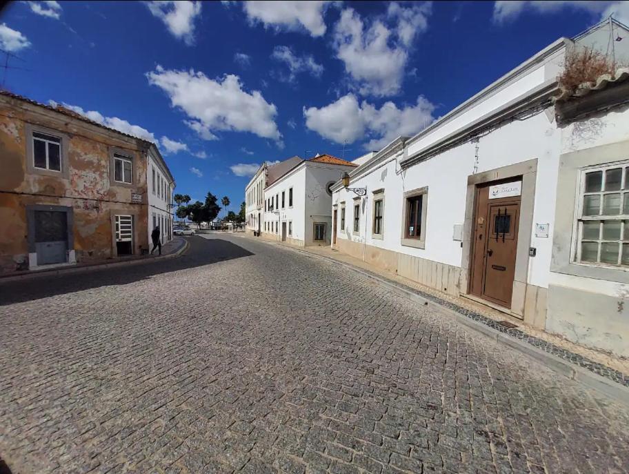 BLife Faro City Life private rooms