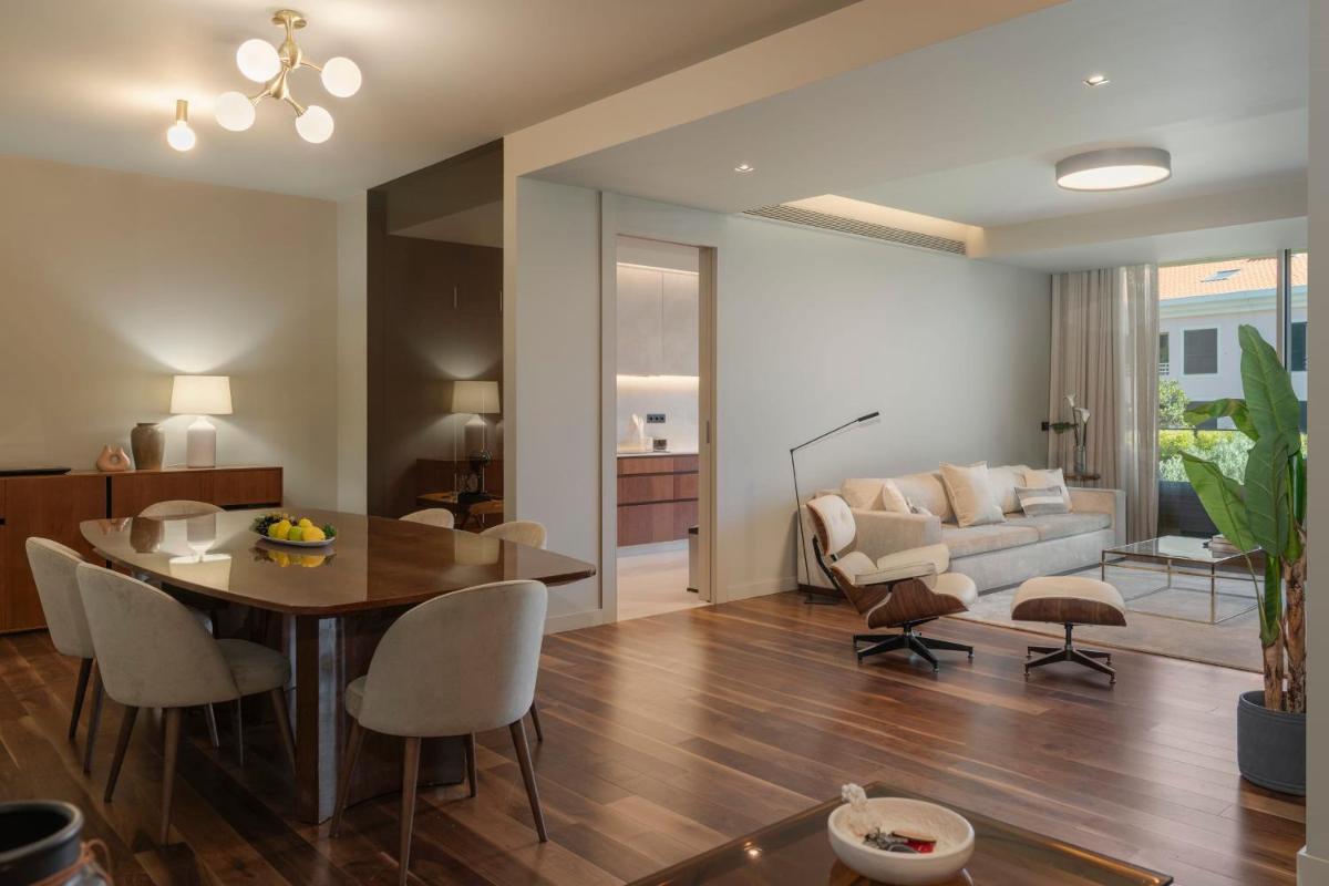 Savoy Residence Casa Branca II by An Island Apart