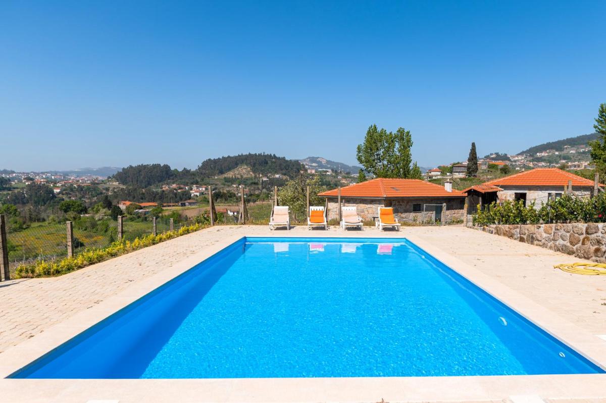 Comfortable house in Fornos with shared pool