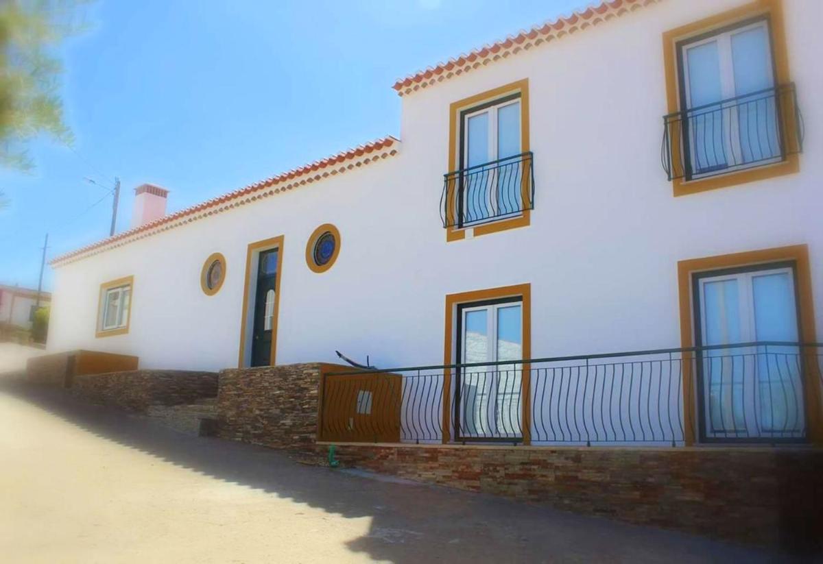 Luxurious House in Corte de Pao with Private Pool