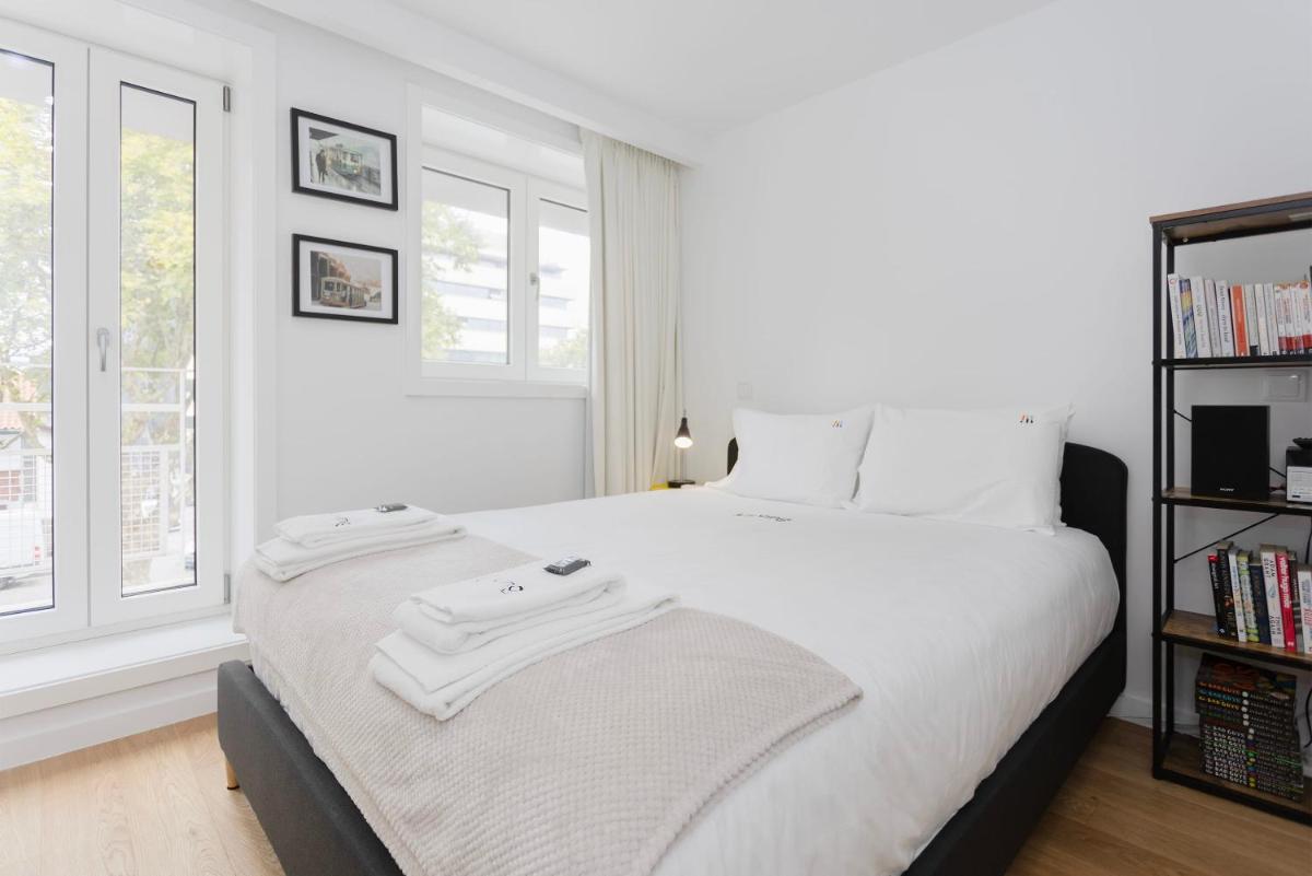 Liiiving in Matosinhos- Colorwave Terrace House