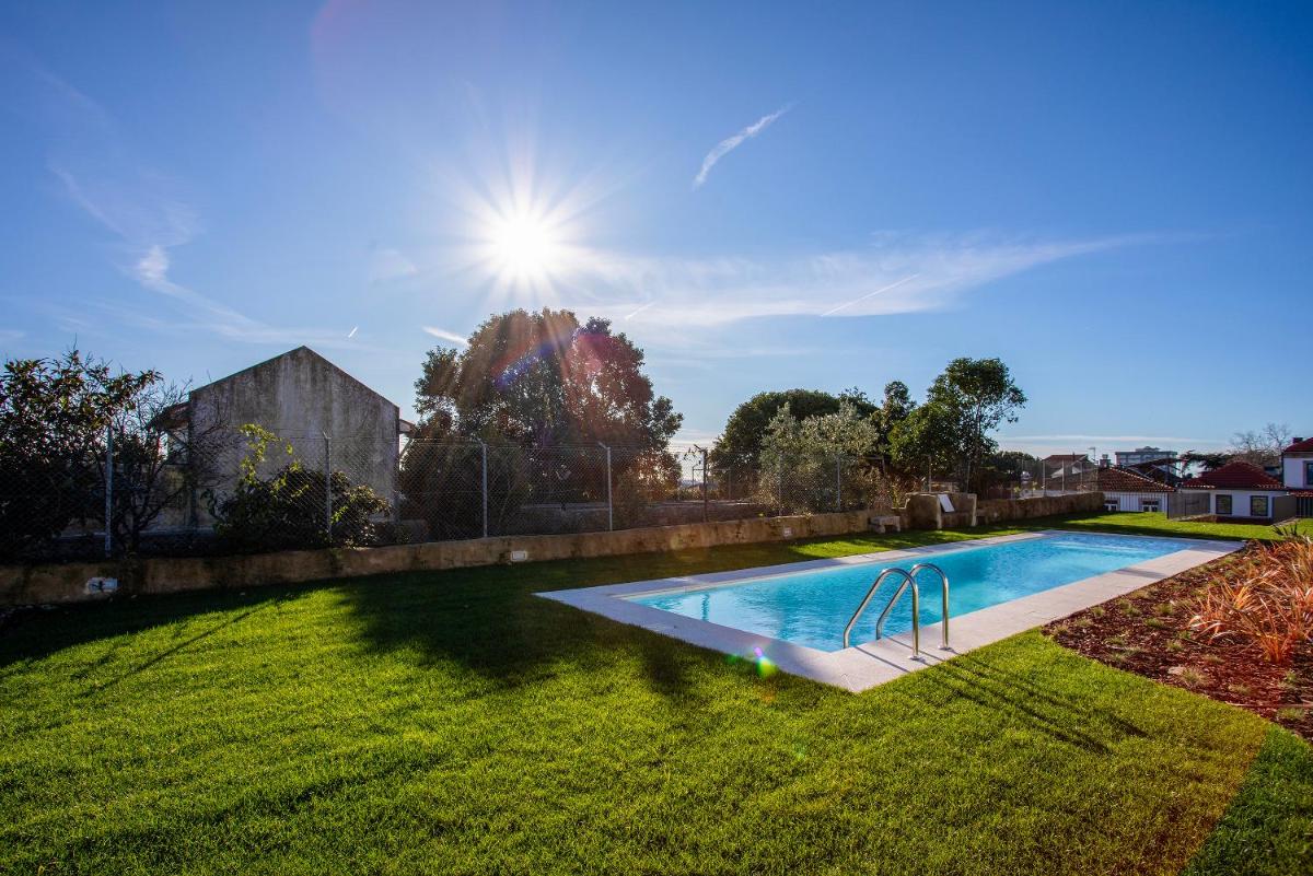 Liiiving in Porto - Haven Pool Apartment