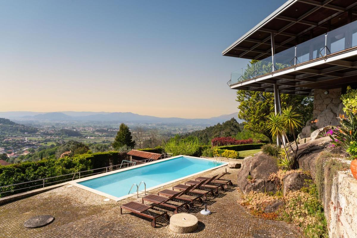 Luxurious House with Private Pool Amazing views