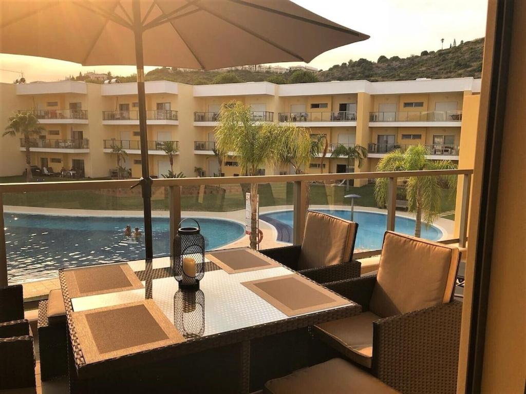MARINA BLEU Magnifique Appartement Standing vue Piscine