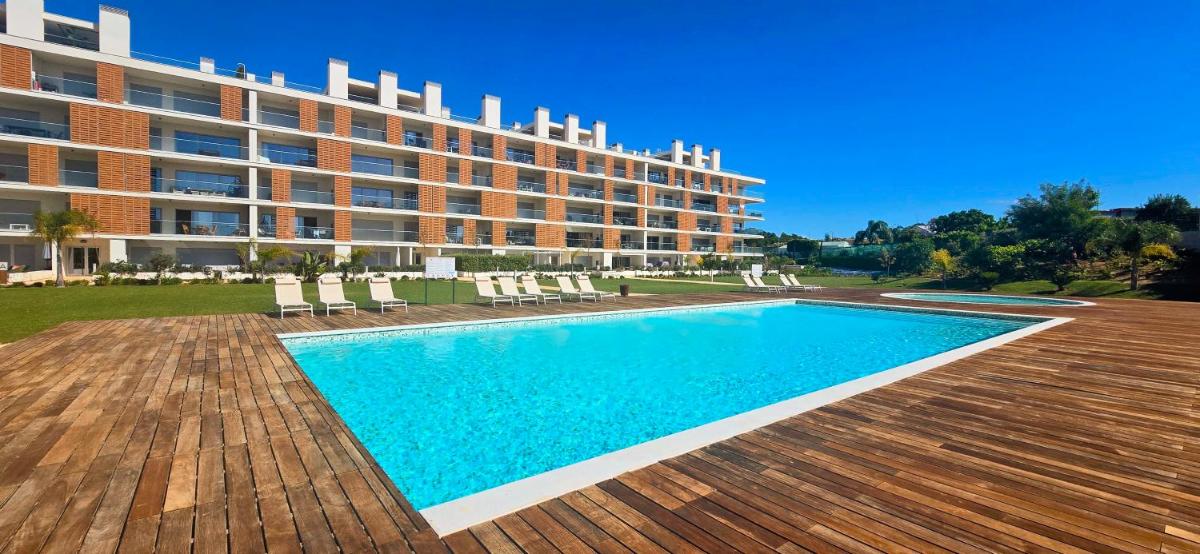 Marvell Design with heated pool&GYM&Playground
