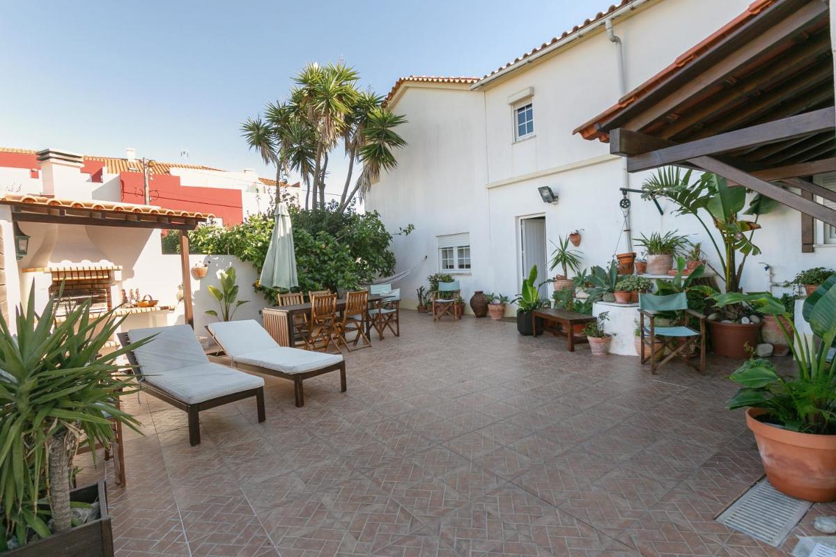 Matias Terrace House