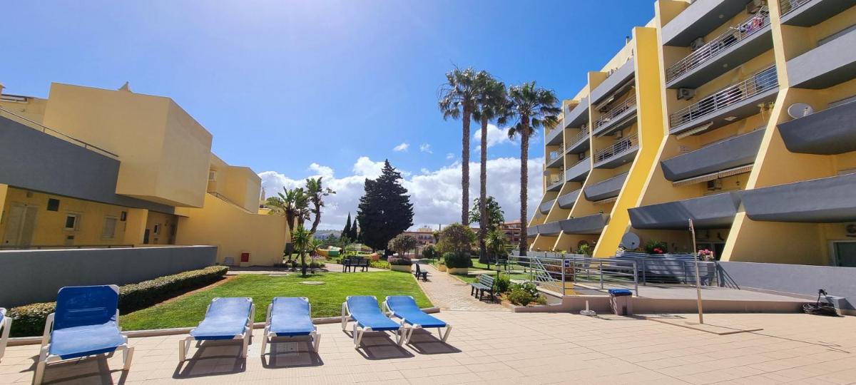 Meia Praia Terrace