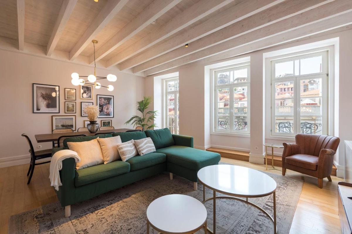 Mouzinho Luxury 3BR Flat l 5 min Walk to Ribeira by Lovelystay