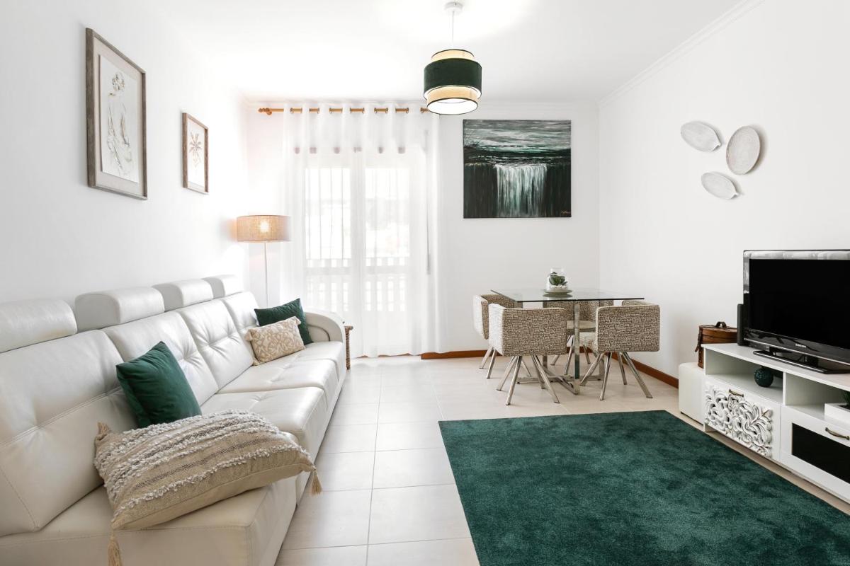 Nazaré Modern Flat