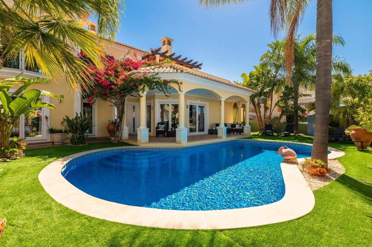 Oásis Tropical, Jardim e Piscina!