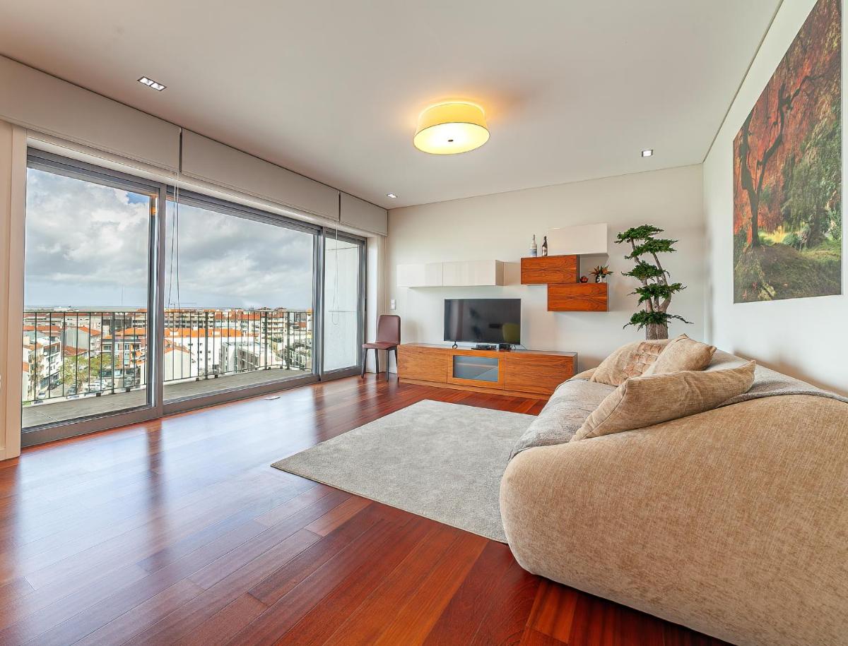 Palace by Home Sweet Home Aveiro