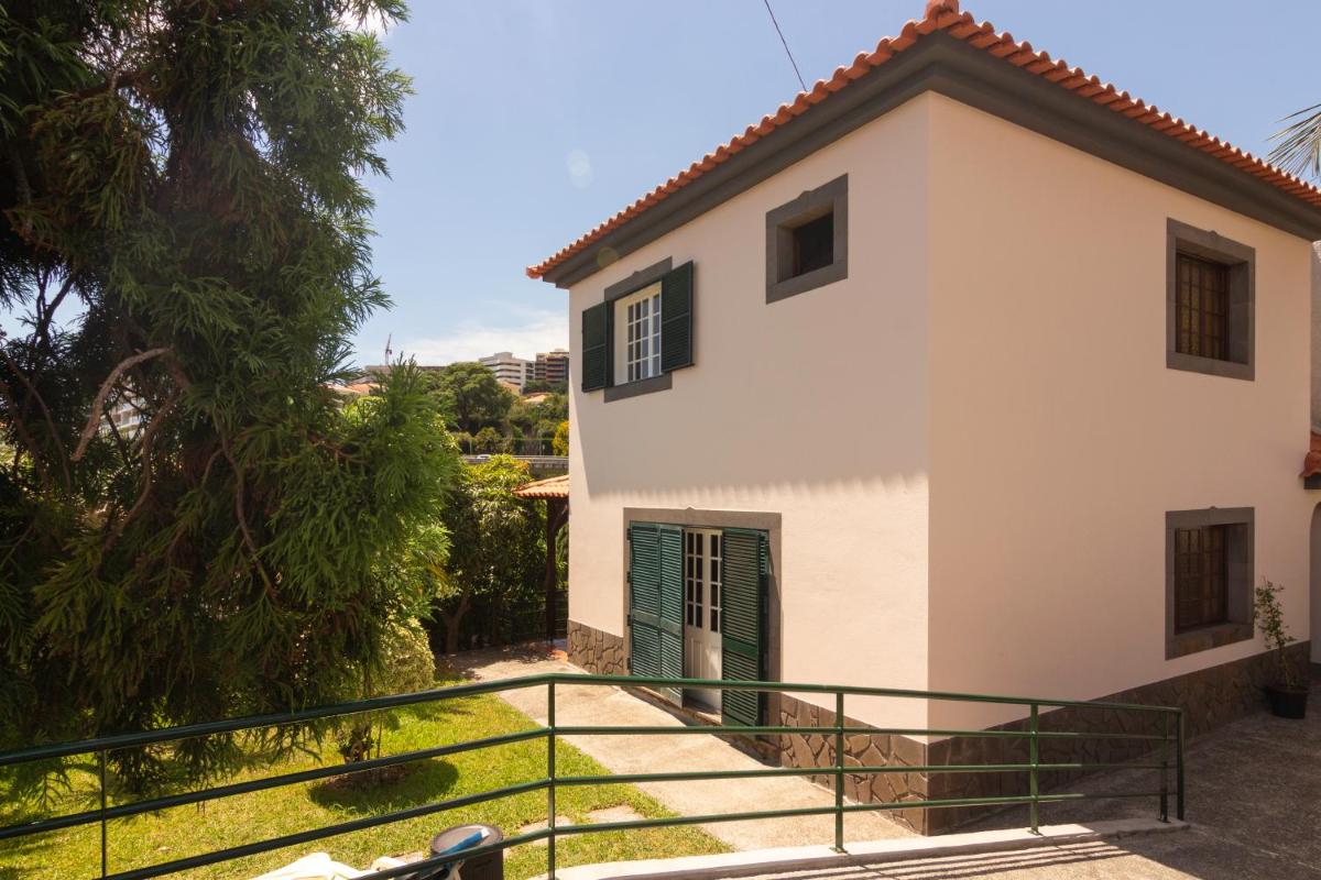 Pilar House