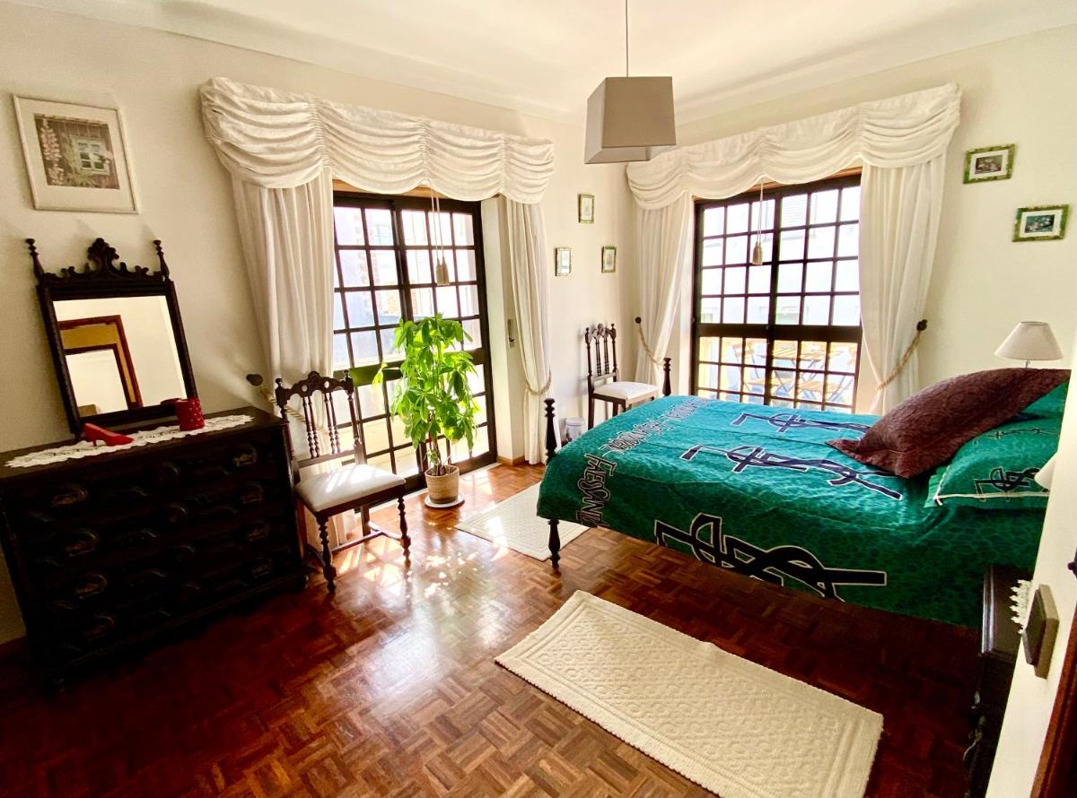 Spray B&B Sitio in Nazare, European style