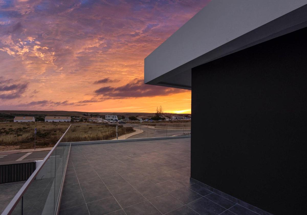 Sunset House
