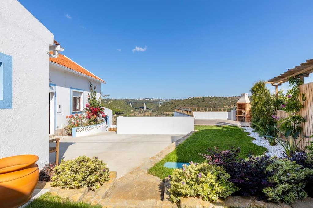 Surf & Family Stays at Carvoeira
