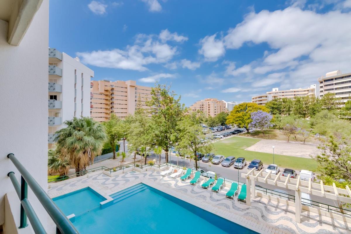 Tália IV - Pool City Center - Vilamoura
