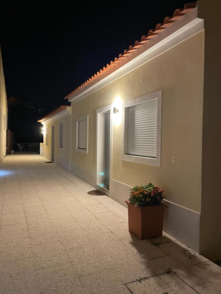 THE ORANGE TREE HOUSES - Frente by Live and Stay