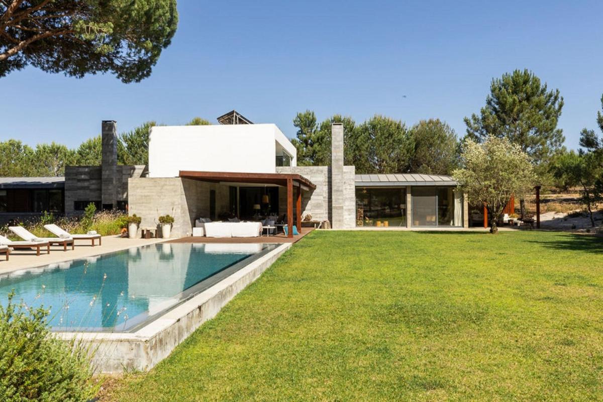 The Pine Tree Comporta Villa