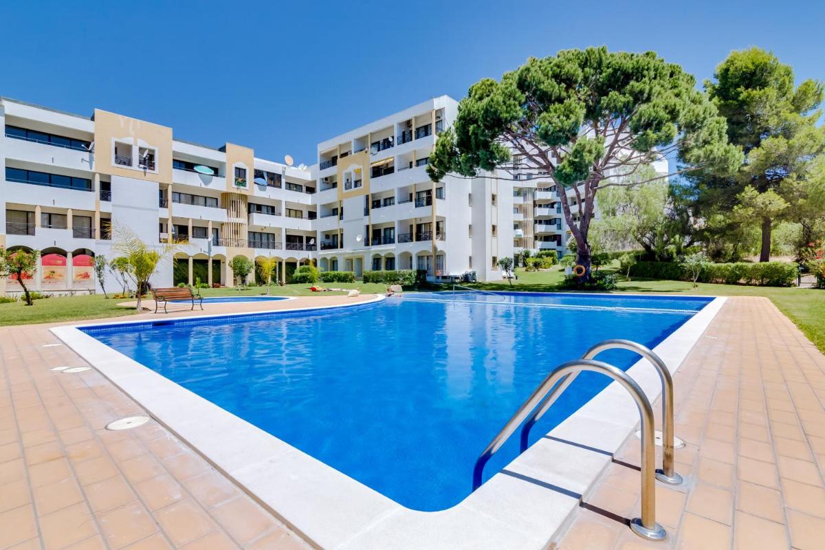 Topazio - Pool & near the center by HD PROPERTIES