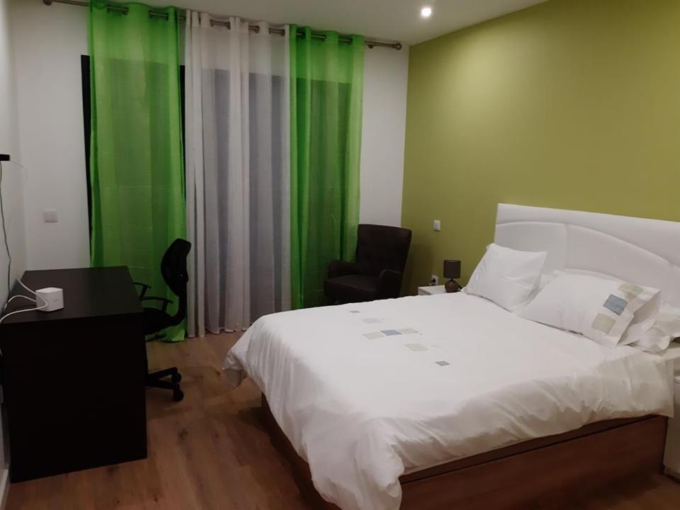 Elegent 2 Bedroom Modern Townhouse - E