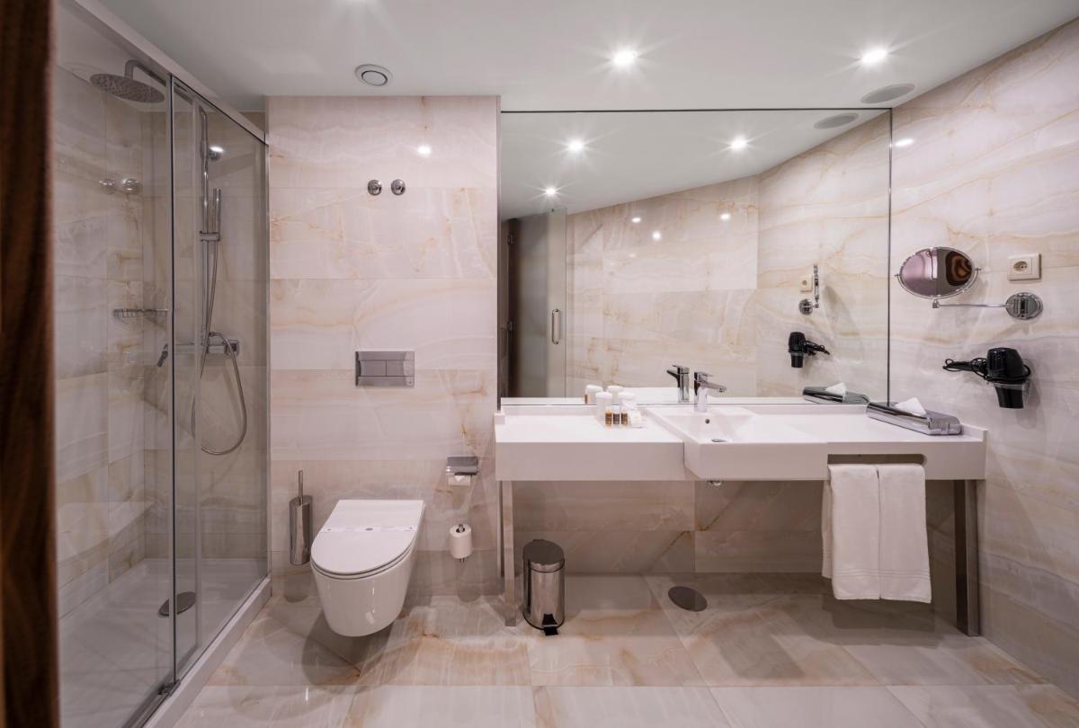 TURIM Oporto Hotel