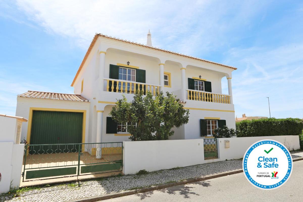 U - Casa Quinta Estação