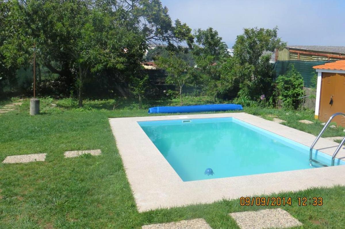 Charming Villa near Anta with Private Pool